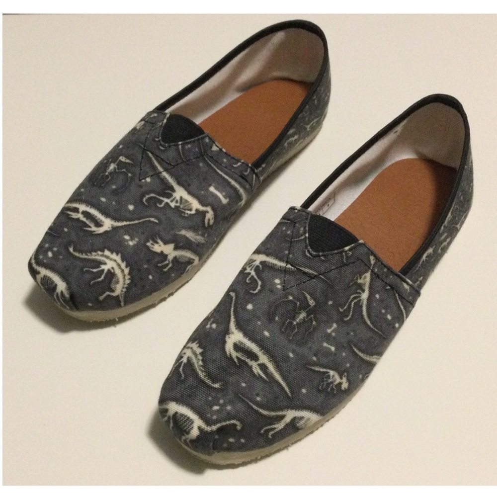 Dinosaur print canvas flat shoes, size 9